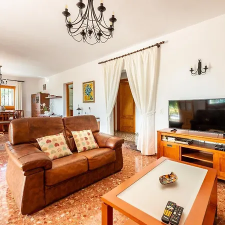 S'hort Des Baladres Ibiza * Santa Eulária des Riu